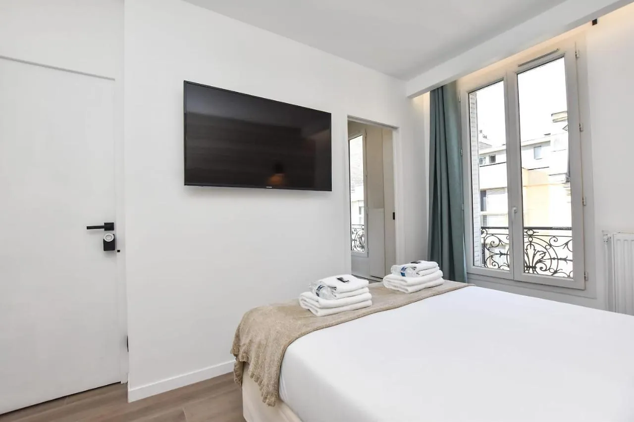 Cosy Bedroom Near Tour Eiffel Champs De Mars París 0*,  Francia